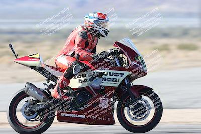 media/Dec-05-2025-CVMA Friday Practice (Fri) [[303bad9a84]]/4-Racer 4-Trackday 1/Session 2 (Turn 14)/